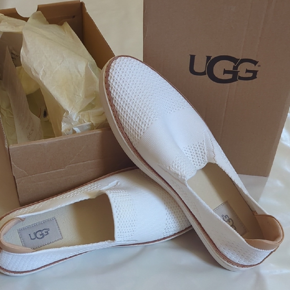 UGG White Women's Slip-On Shoes Never Worn Size 10